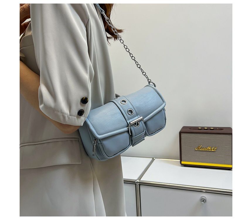 Chain Strap Buckled Shoulder Bag