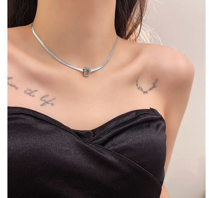 Rhinestone Necklace Choker