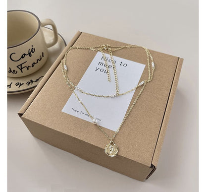 Floral Pearl Faux Necklace