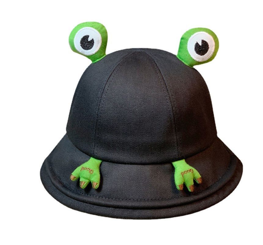 Frog Detail Bucket Hat