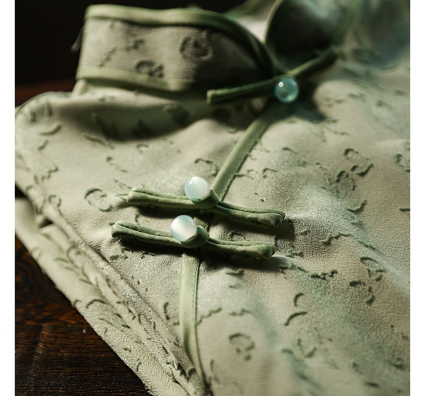 Short-Sleeve Floral Qipao