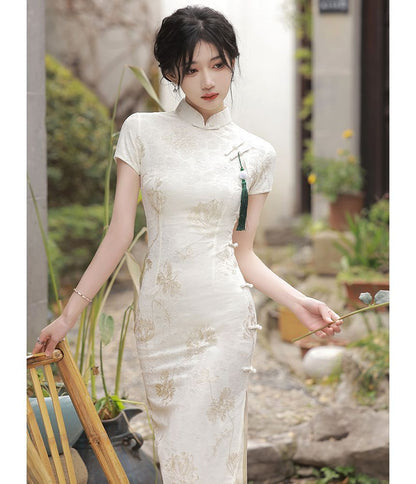 Short-Sleeve Floral Jacquard Midi Qipao