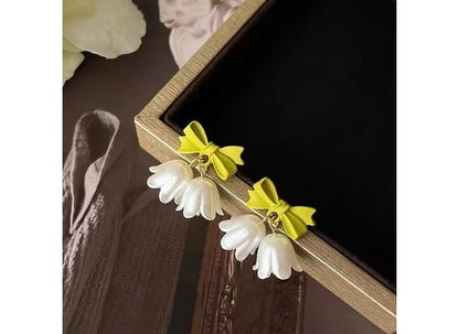 Floral Clip On Earring / Ear Stud