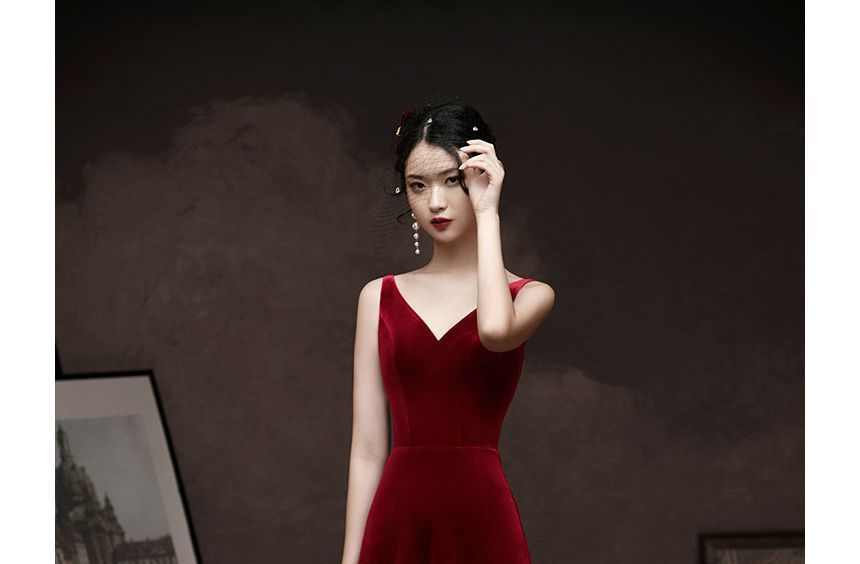 Sleeveless Faux Pearl A-Line Cocktail Dress