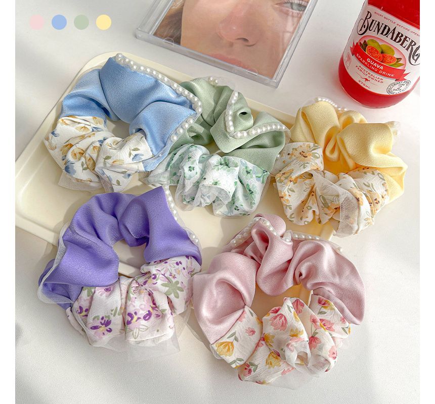 Floral Print Bow Scrunchie