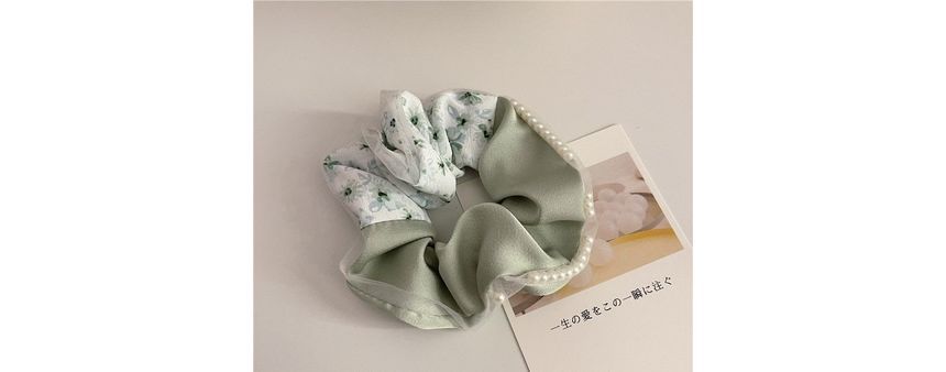 Floral Print Bow Scrunchie