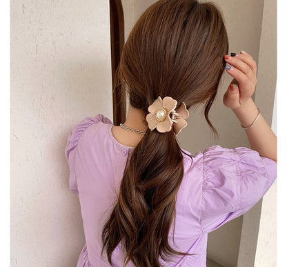 Faux Pearl Floral Hair Claw