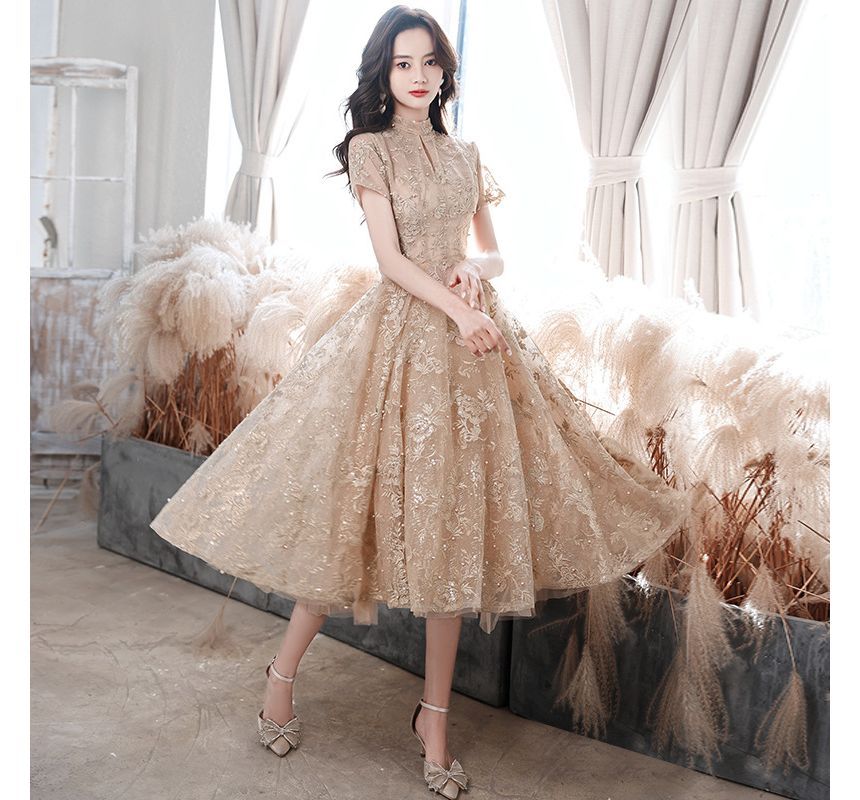 Short-Sleeve Embroidered Cocktail Dress