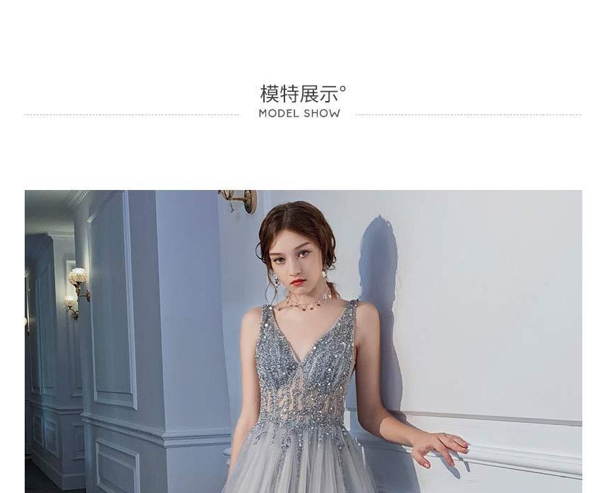 Gown A-Line V-Neck Evening Glitter