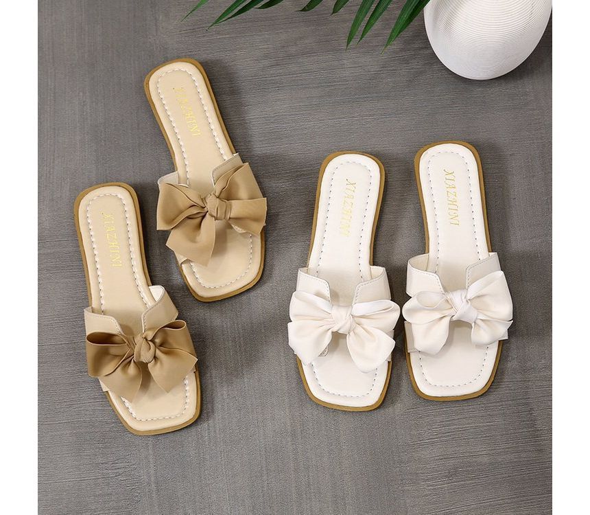 Bow Accent Slide Sandals