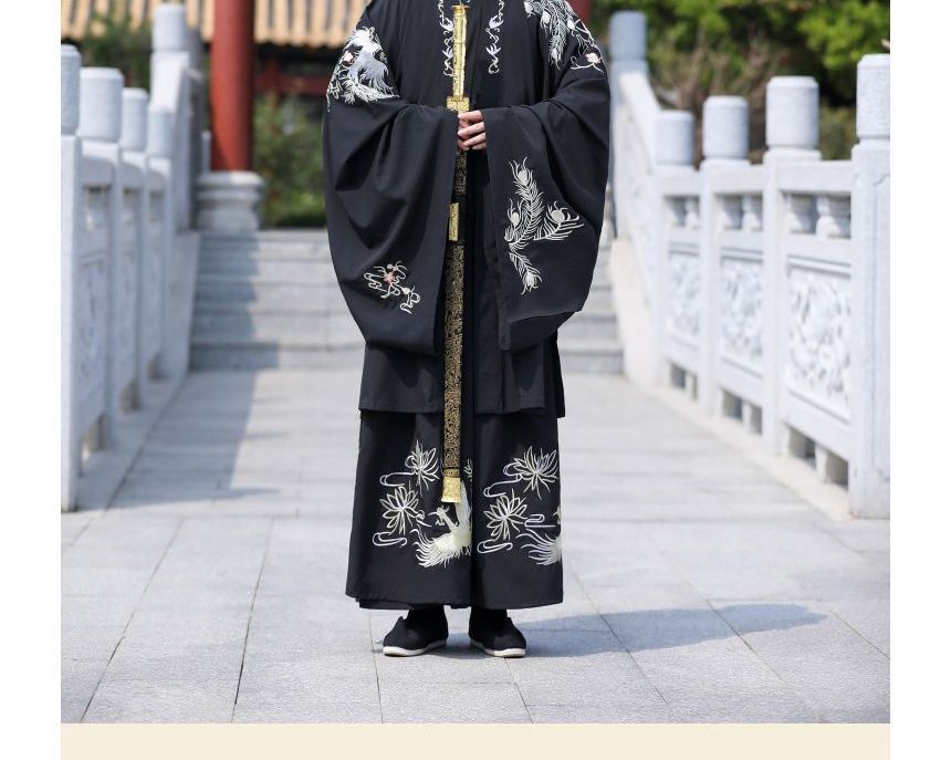 Embroidered Hanfu Costume / Robe / Set