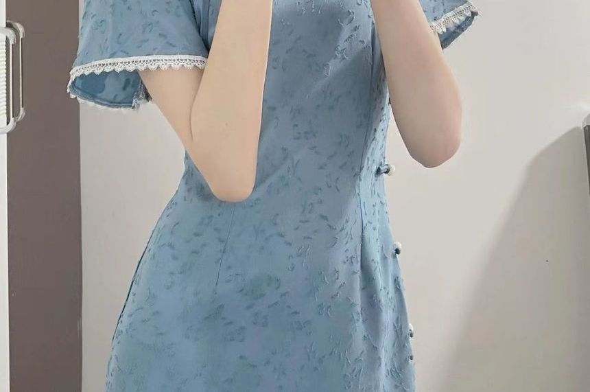 Short-Sleeve Lace Trim Midi Qipao
