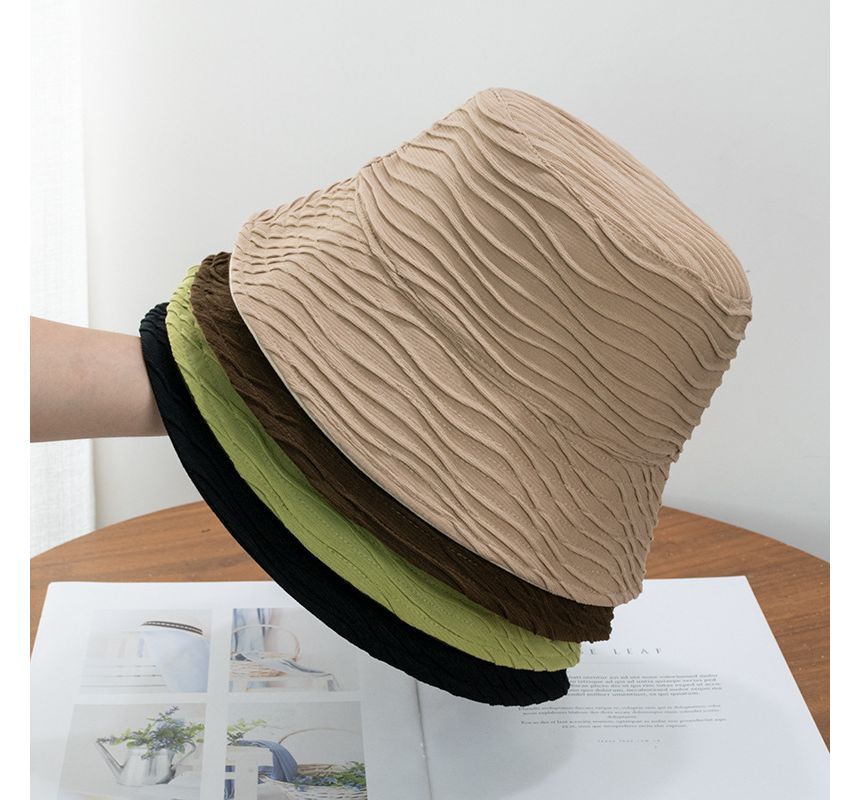 Wavy Texture Reversible Plain Bucket Hat