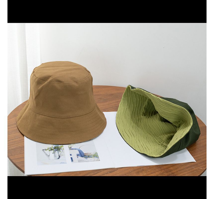 Wavy Texture Reversible Plain Bucket Hat