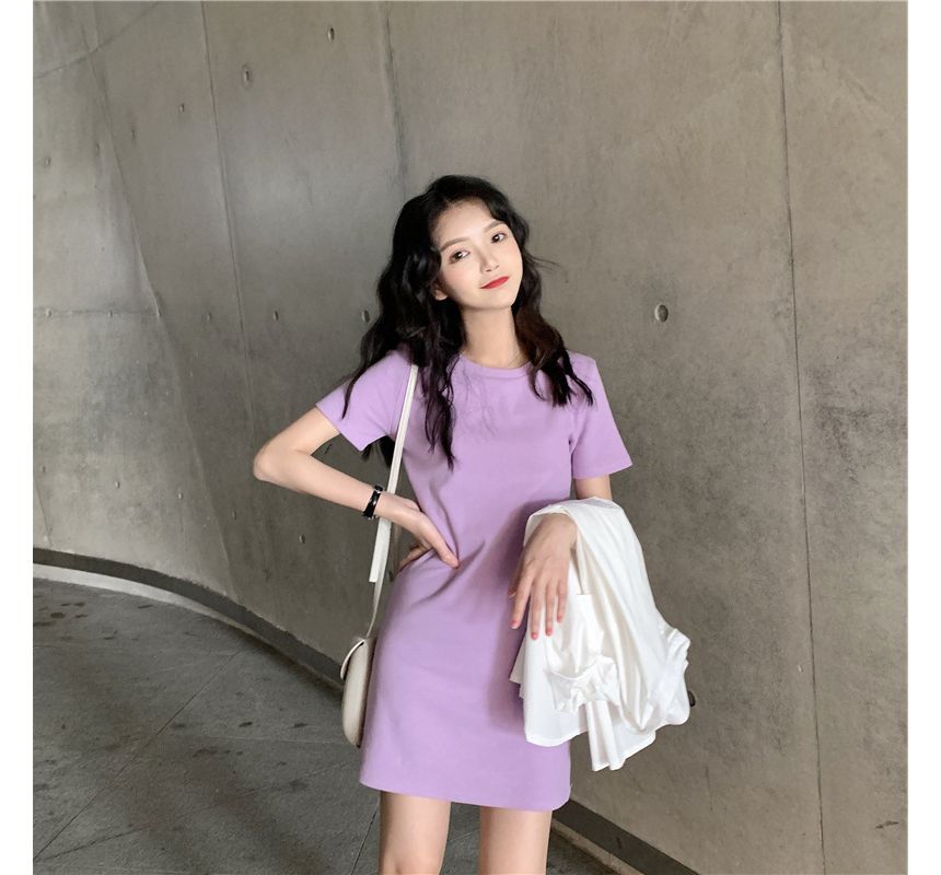 Short-Sleeve Round Neck Plain Mini T-Shirt Dress
