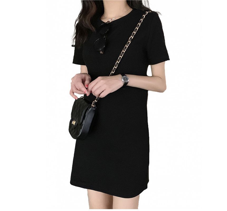 Short-Sleeve Round Neck Plain Mini T-Shirt Dress