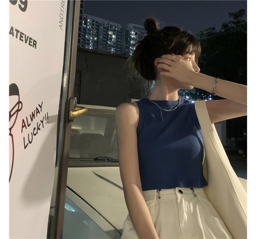 Round Neck Plain Crop Tank Top