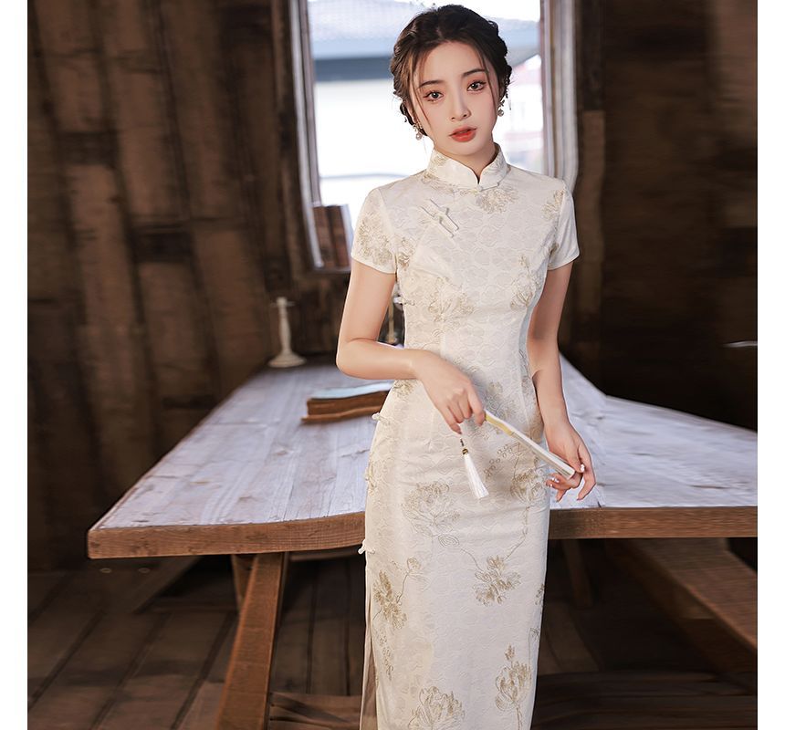 Short-Sleeve Floral Midi Qipao