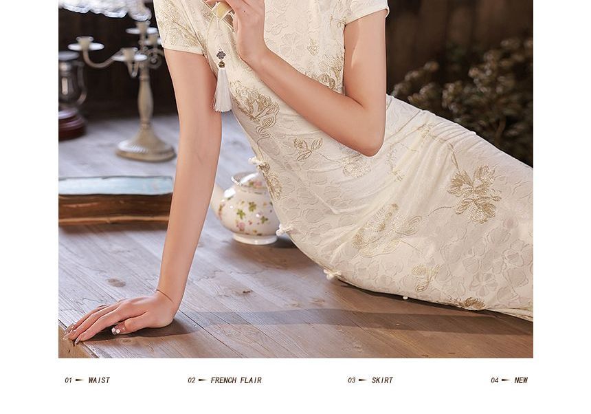 Short-Sleeve Floral Midi Qipao