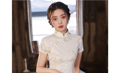 Short-Sleeve Floral Midi Qipao