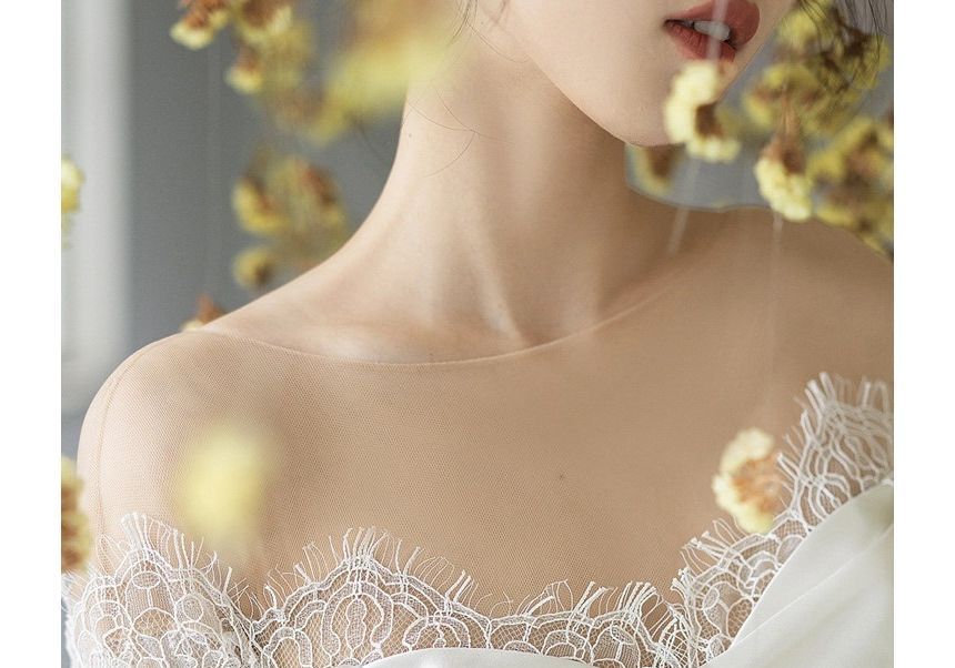 Long-Sleeve Off-Shoulder Plain Lace Panel A-Line Wedding Gown