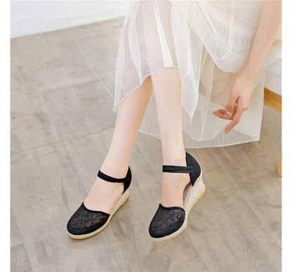 Wedge Flower Embroidered Sandals