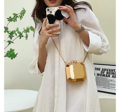 Chain Strap Geometric Crossbody Bag