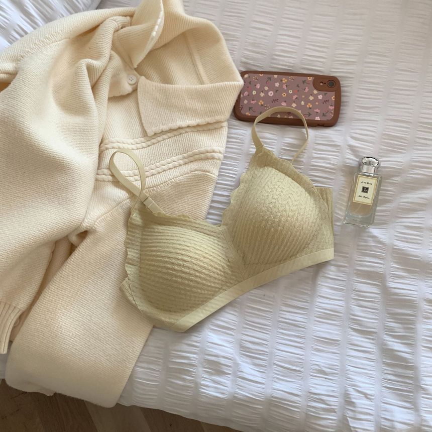 Plain Wireless Bra