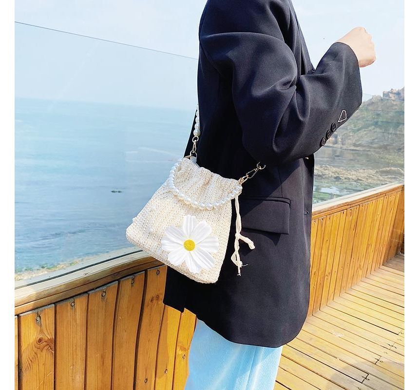 Faux Pearl Strap Woven Bucket Bag