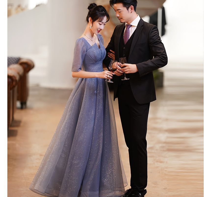 Gown Short-Sleeve Mesh A-Line Evening Notched