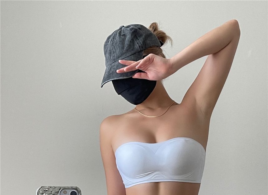 Plain Strapless Bra