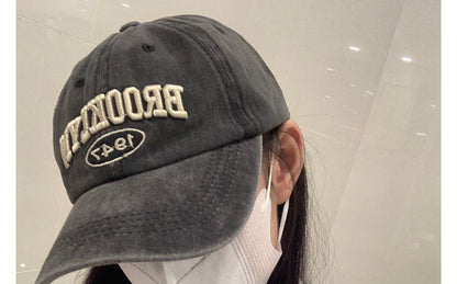 Cap Baseball Lettering