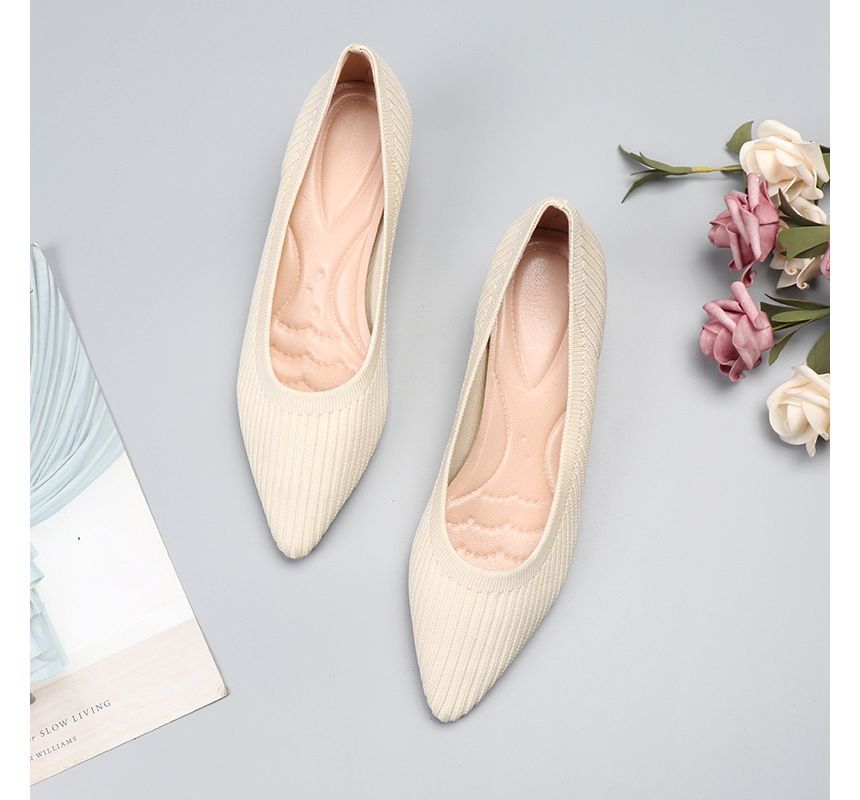 Pointy-Toe Knit Wedge Heel Pumps