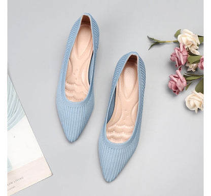 Pointy-Toe Knit Wedge Heel Pumps