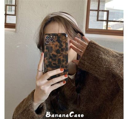 Leopard Print Phone Case