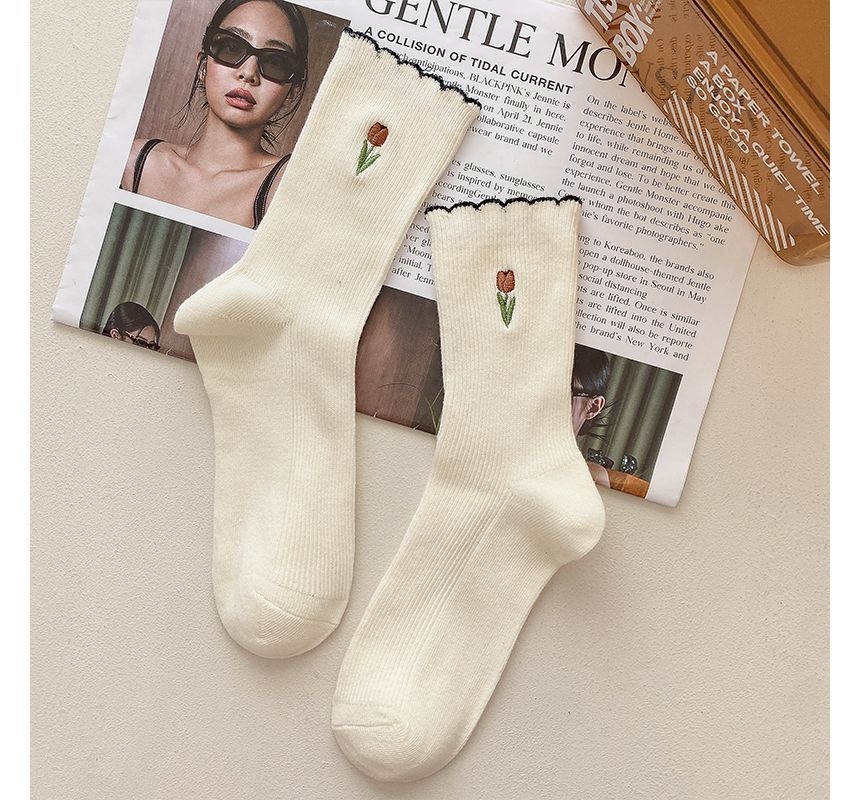 Flower Embroidered Socks / Set