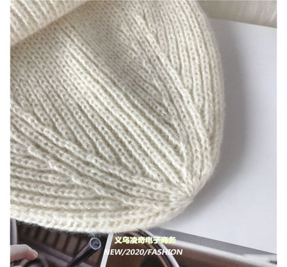 Heart Embroidered Knit Beanie