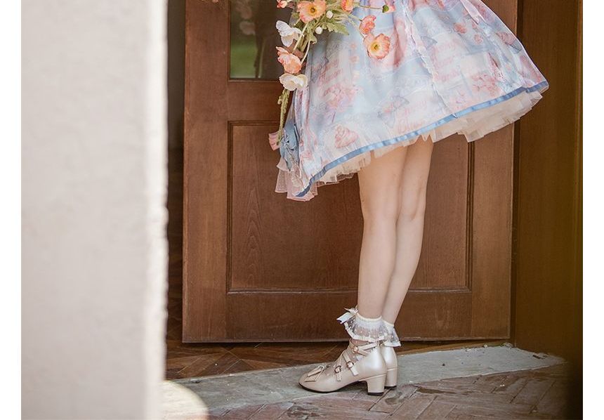 Robe Lolita à manches bouffantes et imprimé floral avec nœud (différents modèles)