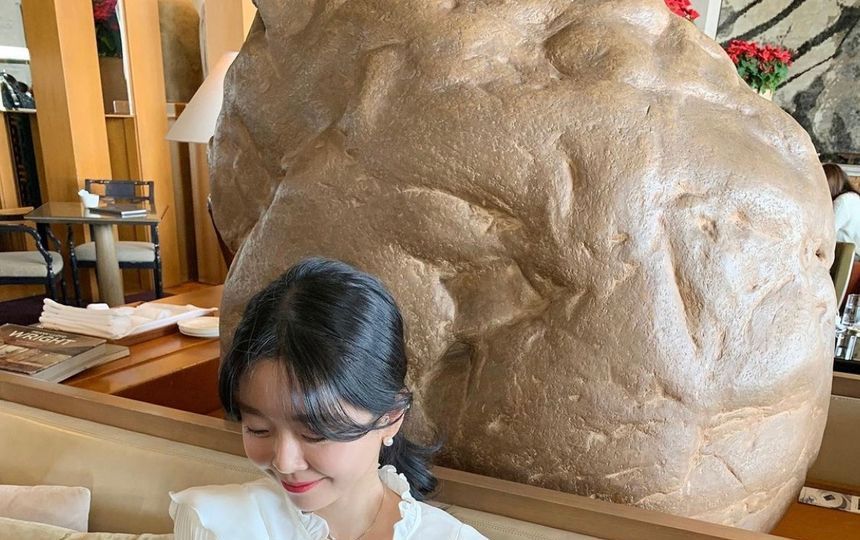 Puff-Sleeve Plain Ruffled Blouse / High Waist Midi A-Line Skirt