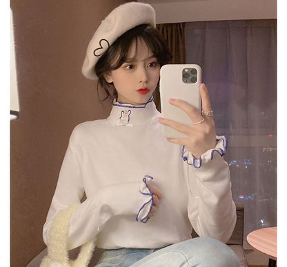 Long-Sleeve Rabbit Embroidered Lettuce Edge Tee