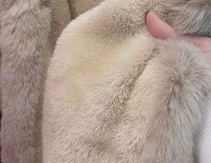 Faux Fur Trim Fringed Fleece-Lined Capelet