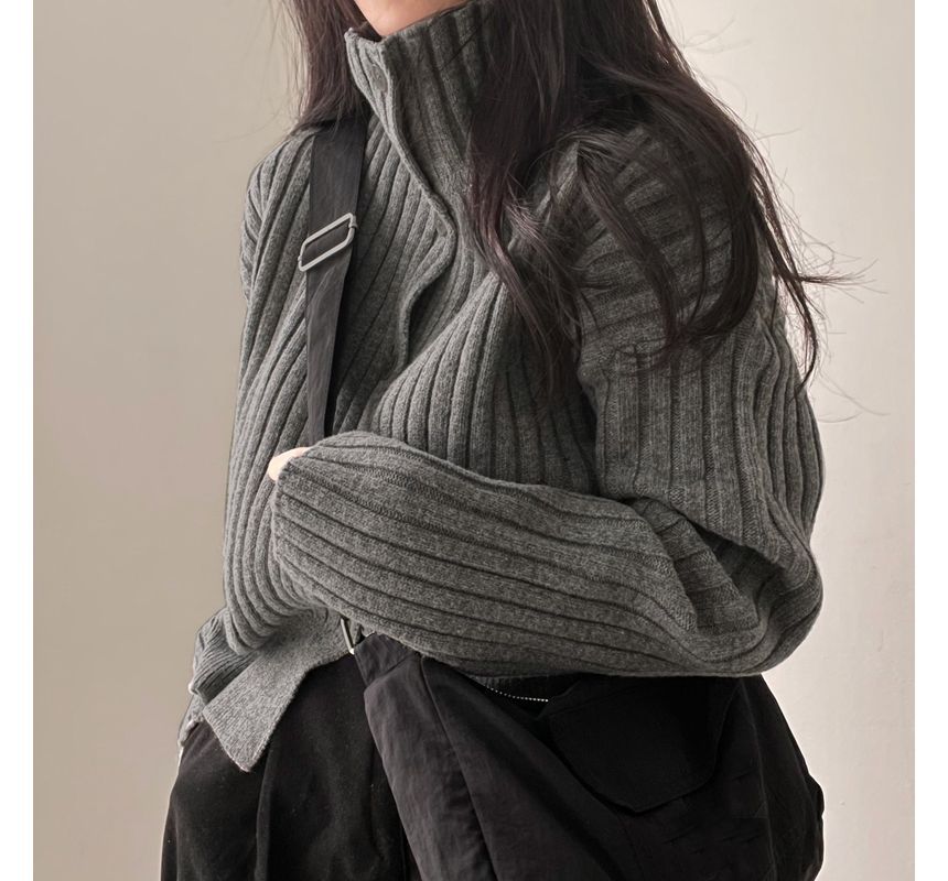 Long-Sleeve Turtleneck Buttoned Rib-Knit Cardigan