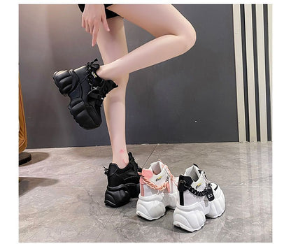Platform Tag Chain Detail Sneakers