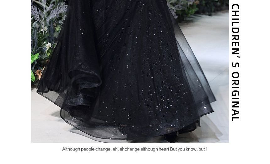 Short-Sleeve Square Neck Mesh Evening Gown