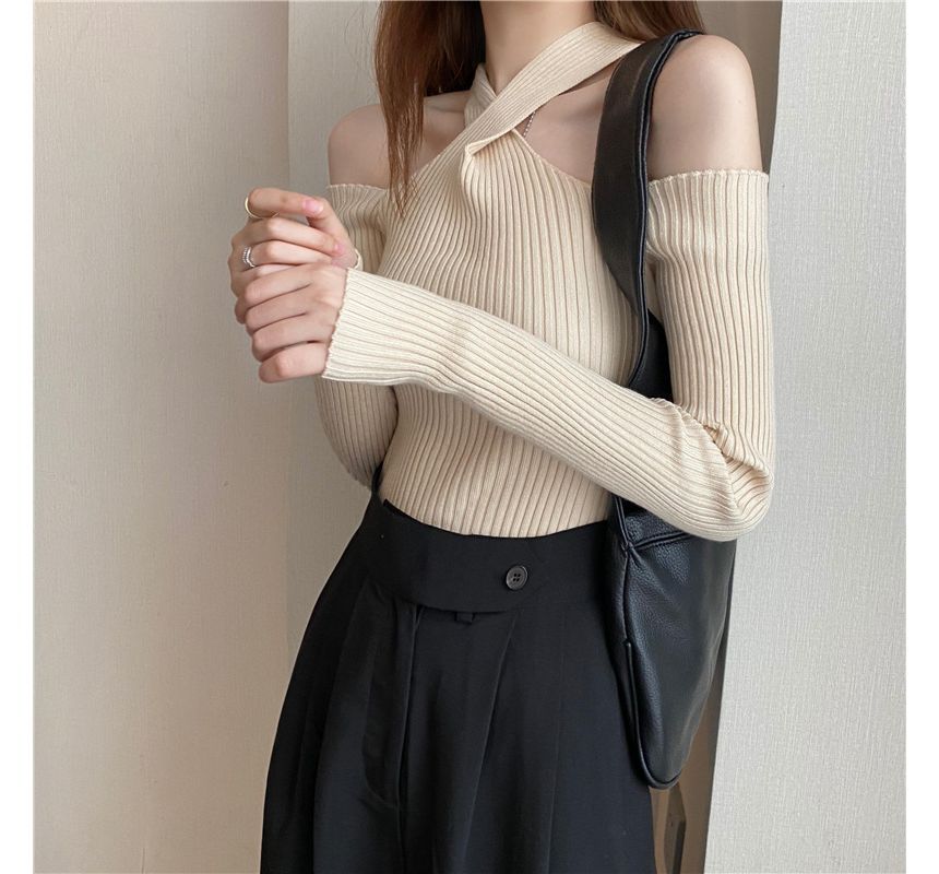 Long-Sleeve Cold-Shoulder Top Plain Halter Knit