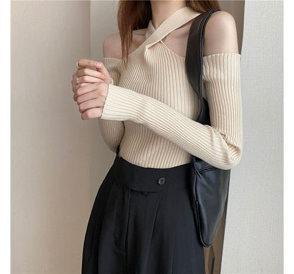 Long-Sleeve Cold-Shoulder Top Plain Halter Knit