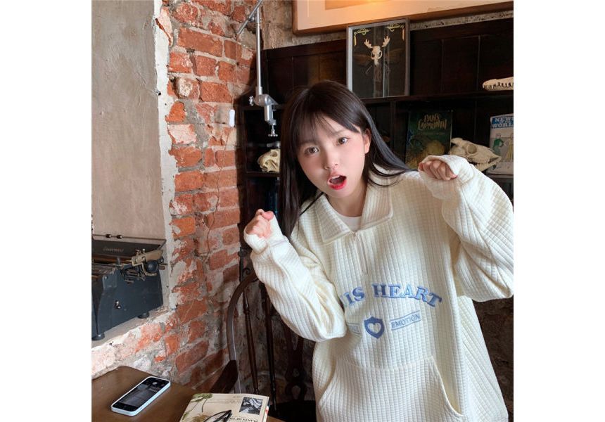 Collar Letter Embroidered Oversized Sweatshirt