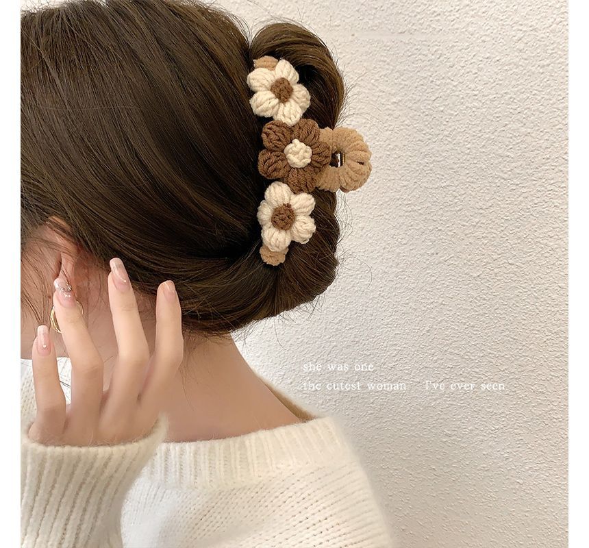 Floral Yarn Hair Clamp / Hair Clip / Headband