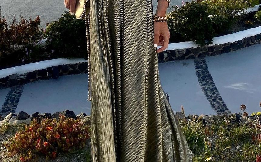 Strapless Cutout Knot Max Evening Dress