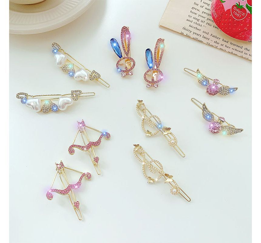 Rhinestone / Faux Pearl Alloy Hair Clip (various designs)